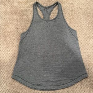 Lululemon workout top.